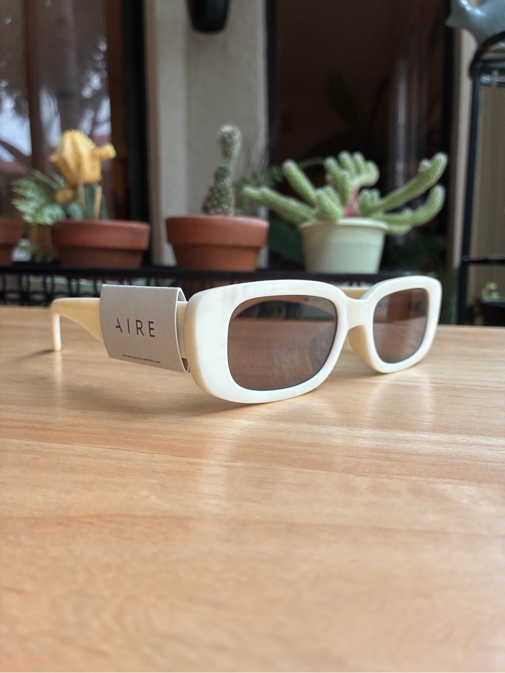 NWT AIRE Ceres Ivory Slim Oval Sunglasses - Picture 2 of 13